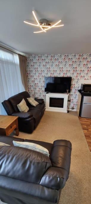 L&L'S Lodge, A Small But Perfectly Formed Chalet Chapel St. Leonards Extérieur photo
